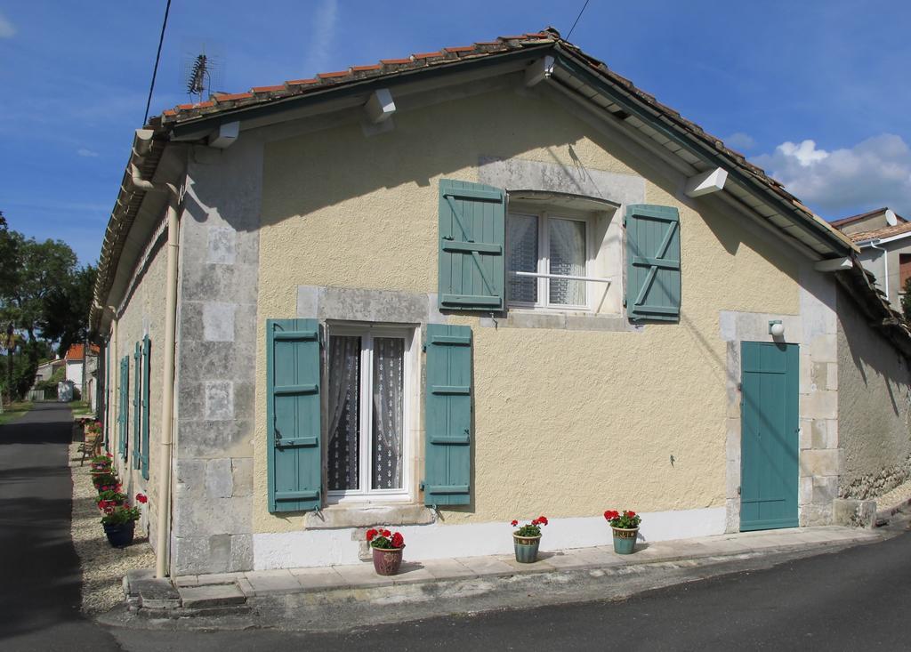 Maison Du Ruisseau Villa Malaville Room photo